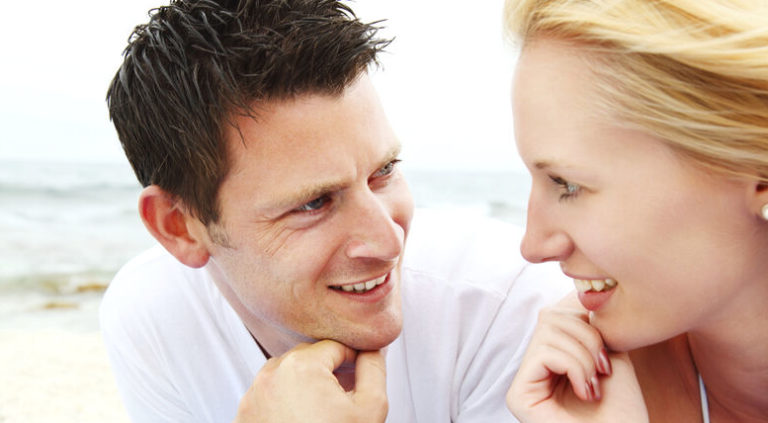 Come Flirtare Con Una Ragazza Se Sei Una Ragazza